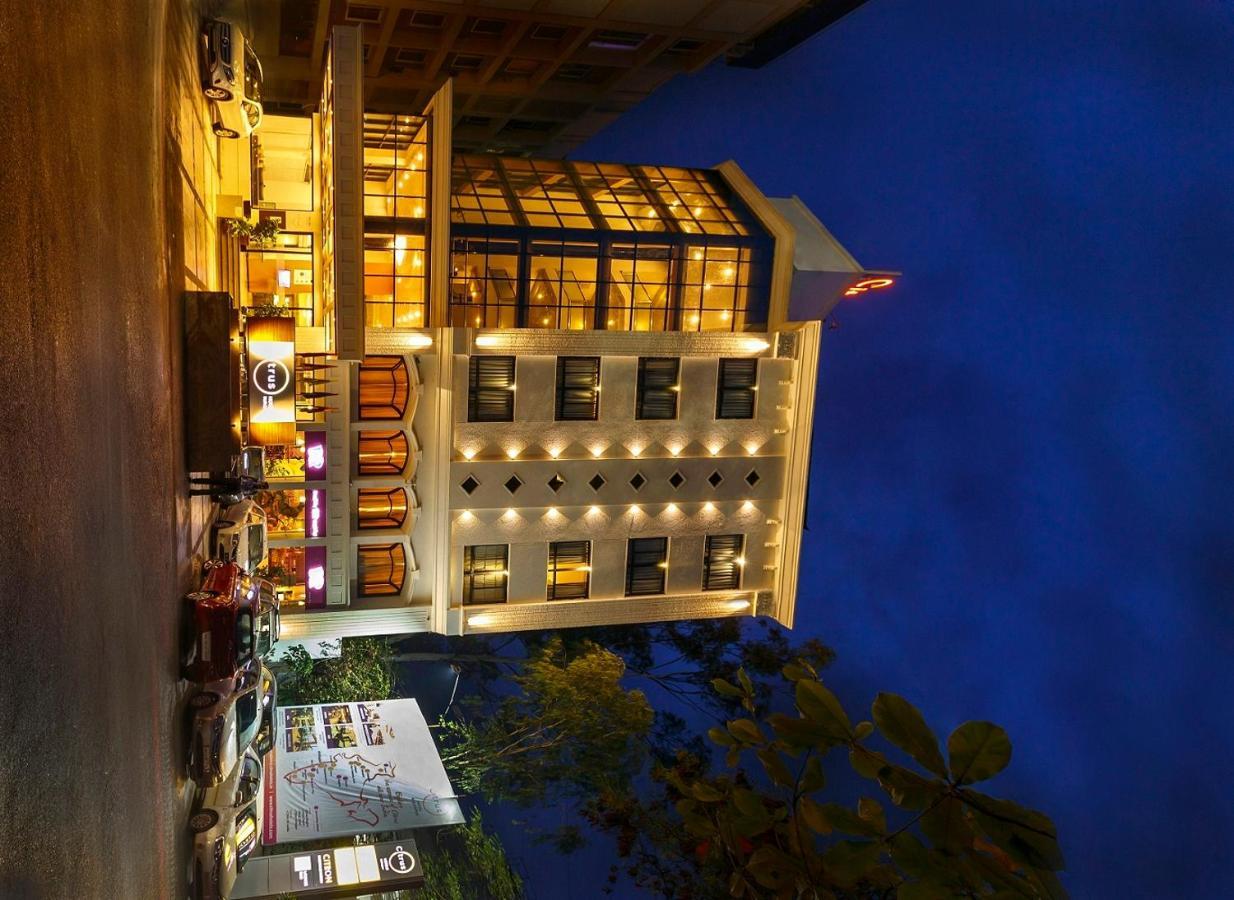 Citrus Hotel Kolhapur Extérieur photo