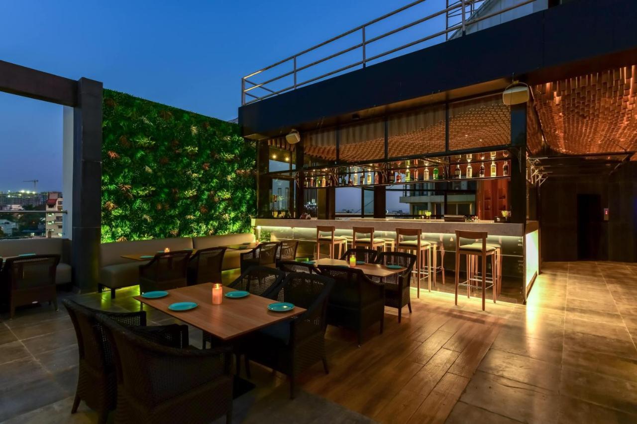 Citrus Hotel Kolhapur Extérieur photo