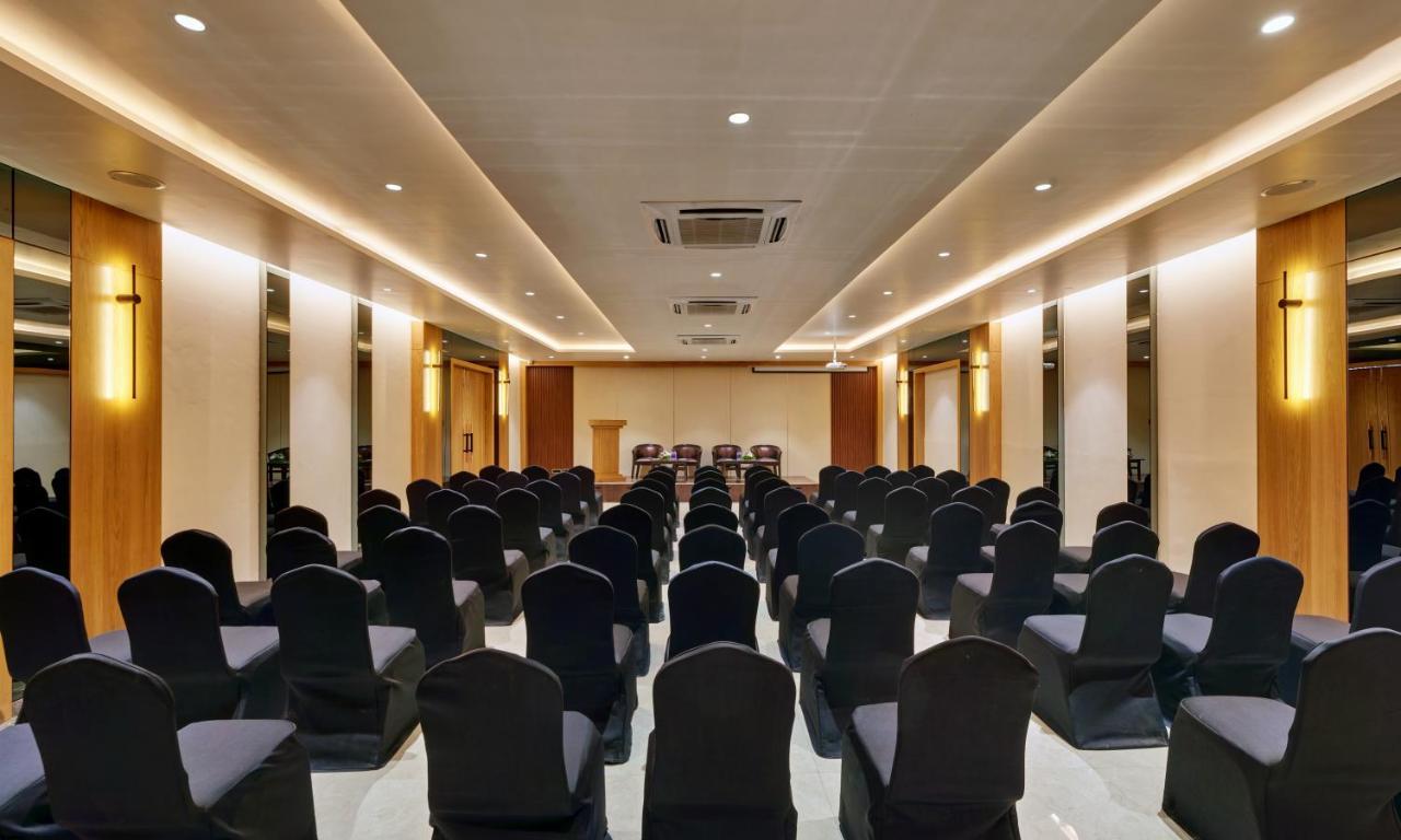 Citrus Hotel Kolhapur Extérieur photo