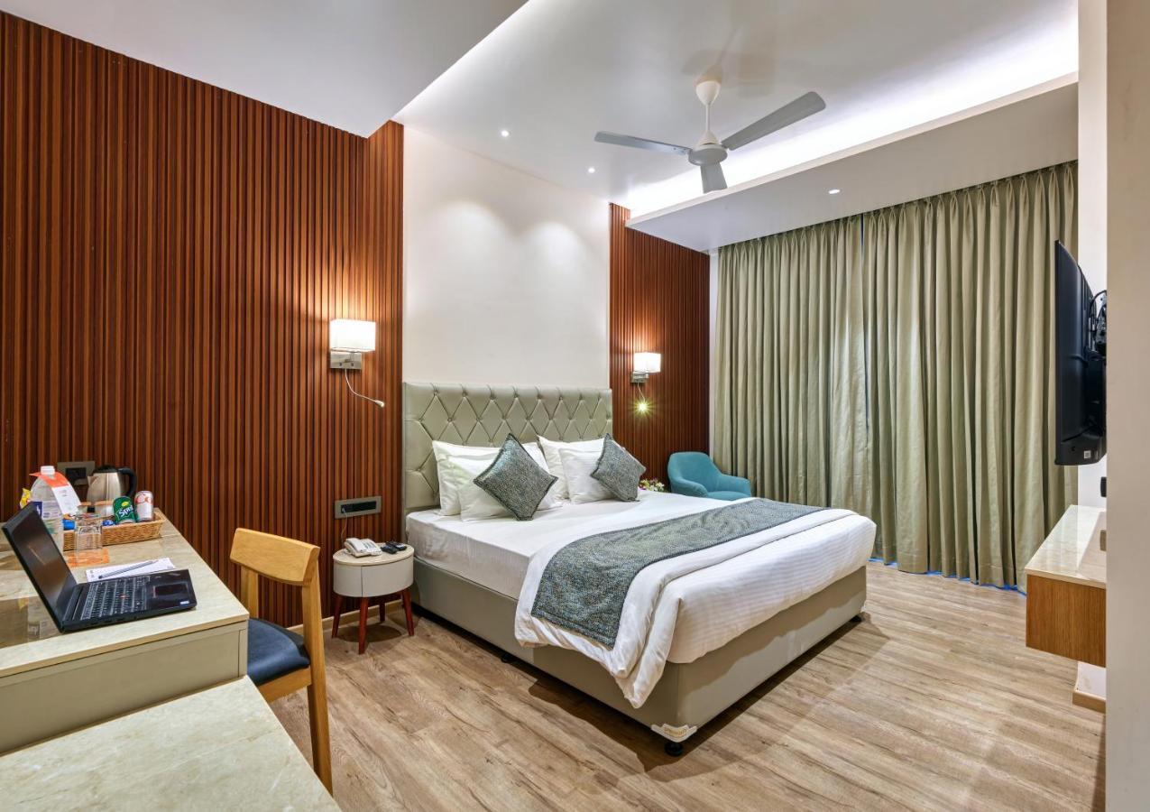Citrus Hotel Kolhapur Extérieur photo