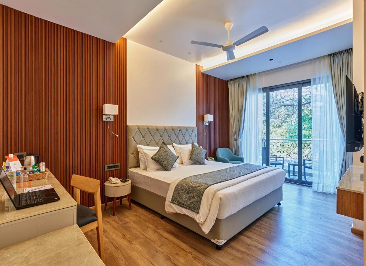 Citrus Hotel Kolhapur Extérieur photo