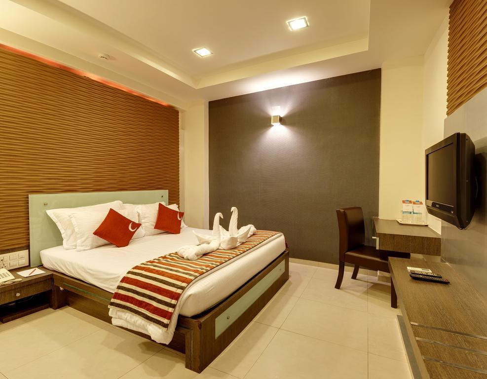 Citrus Hotel Kolhapur Extérieur photo