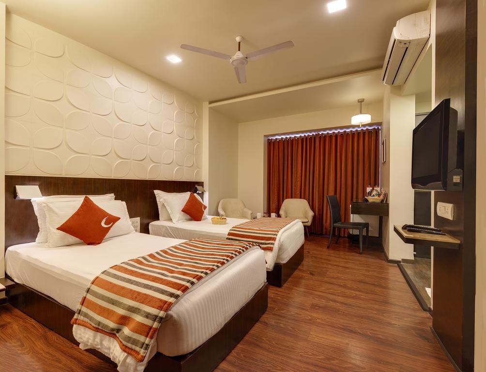 Citrus Hotel Kolhapur Extérieur photo