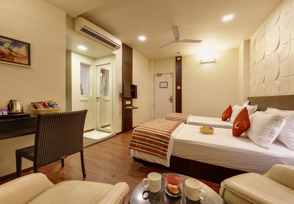 Citrus Hotel Kolhapur Extérieur photo