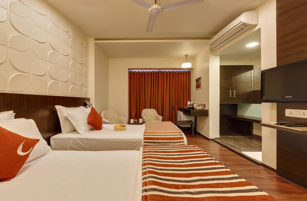 Citrus Hotel Kolhapur Extérieur photo