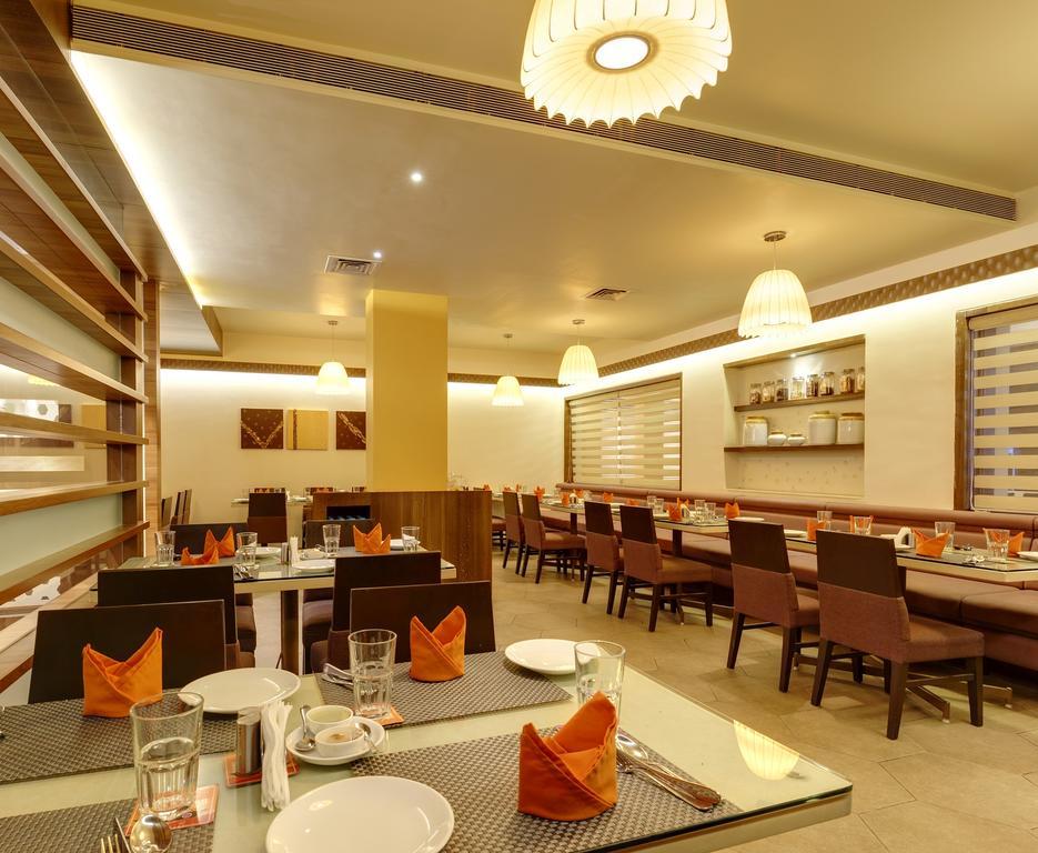 Citrus Hotel Kolhapur Extérieur photo